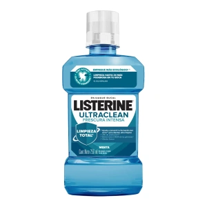 ENJUAGUE BUCAL LISTERINE ULTRA CLEAN 250 ML.